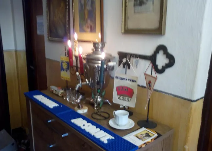 Premier 13 Jesen Vo Vysokych Tatrach ホームステイ ポプラト